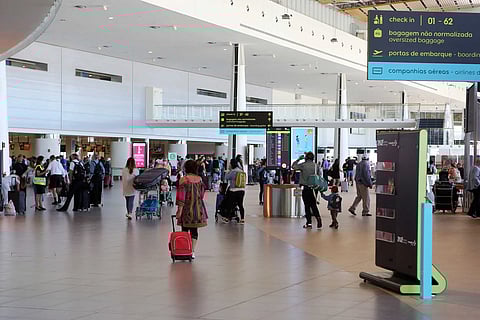 Portugueses nunca viajaram tanto e procura por seguros de viagem atinge recorde