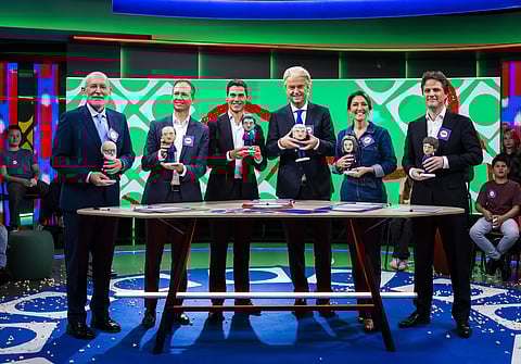 Os candidatos principais nas eleições neerlandesas (esq. para dir.): Frans Timmermans (GL-PvdA), Eddy van Hijum (NSC), Rob Jetten (D66), Geert Wilders (PVV), Dilan Yesilgoz (VVD) e Henri Bontenbal (CDA).