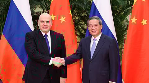 Os primeiros-ministros da Rússia e da China encontraram-se em Hangzhou.