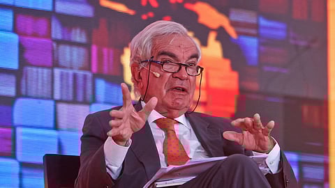 Mira Amaral  foi ministro de Cavaco Silva ao longo de dez anos. Em 1985, tinha a pasta do Trabalho e da Segurança Social