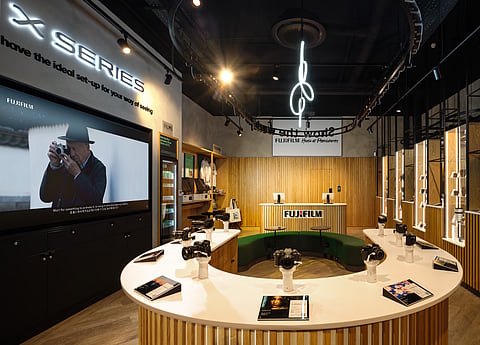 A loja tem dois pisos totalmente dedicados à fotografia.
