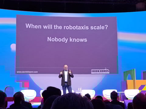 Autocarros autónomos já circulam na UE e vão ganhar terreno, mas têm um lado negro