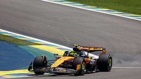 Lando Norris vence corrida sprint do Grande Prémio do Brasil, com Piastri a sofrer um acidente