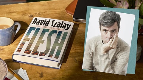 Escritor David Szalay, autor de Flesh