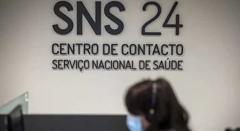 Governo alerta para sites e mensagens falsas em nome do SNS 24 que fazem referência a pagamentos em dívida