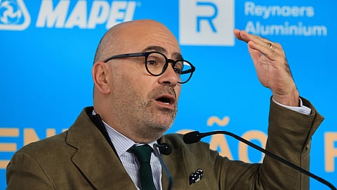 Ministro garante que está "tudo garantido" para "avançar o mais depressa possível" com solução para VCI