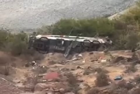 Pelo menos 37 pessoas morreram após queda de autocarro em desfiladeiro no Peru