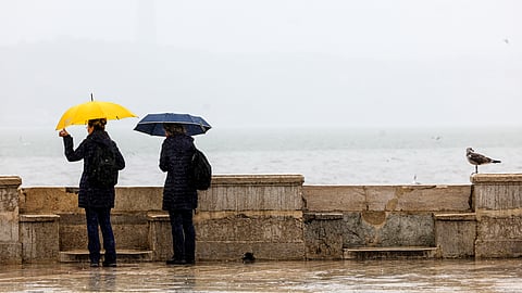 IPMA prolonga até à meia-noite aviso amarelo de precipitação no Algarve