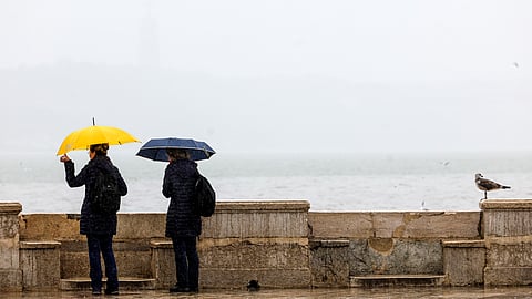 Chuva e vento forte em Portugal Continental
