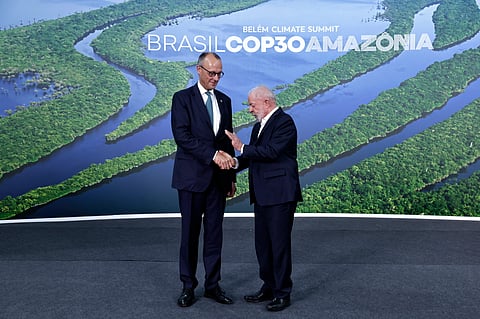 O chanceler alemão, Friedrich Merz, com Lula na COP30, em Belém.