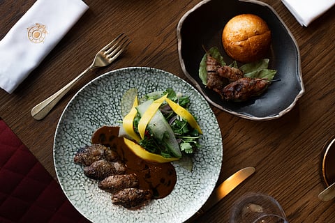 Coderniz, Caril Japonês, Thai Green Mango Salad é um dos destaques da carta. 