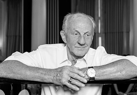 Estilista pessoal da princesa Diana, Paul Costelloe, morre aos 80 anos