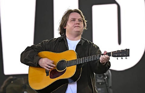 Lewis Capaldi atua em julho na praia da Figueira da Foz numa data única em Portugal