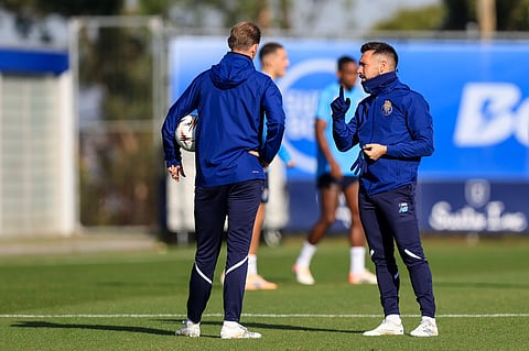 Francesco Farioli no treino desta quarta-feira no Olival.