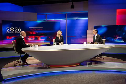 António Filipe e João  Cotrim de Figueiredo no estúdio da SIC, este domingo, dia 30 de novembro.