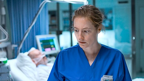 Leonie Benesch: uma presença de infinitas emoções.