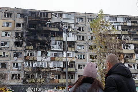 No final de novembro, a Rússia atacou Kiev, tendo atingido, entre outros alvos, um prédio residencial de nove andares. 