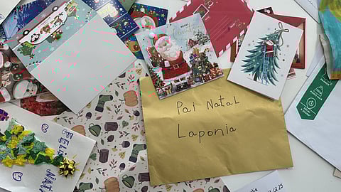 Uma das tradições da época, é escrever uma carta ao Pai Natal.