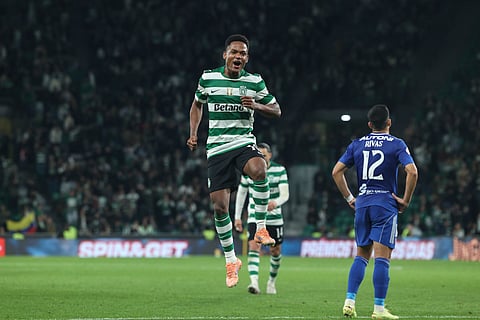 Geny Catamo festeja um dos seus golos