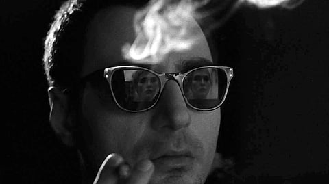 Guillaume Marbeck no papel de Jean-Luc Godard: como num espelho.
