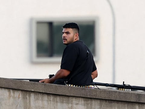 Naveed Akram esteve um mês com o pai nas Filipinas, onde ambos receberam treino de tipo militar.