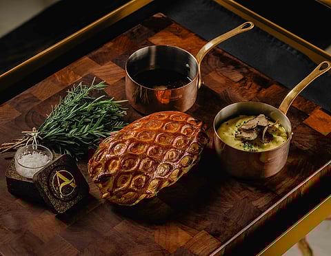 Beef Wellington: em prato que é, para muitos, prova de fogo para os 'chefs', Ricardo Luz passa de ano com sobras.