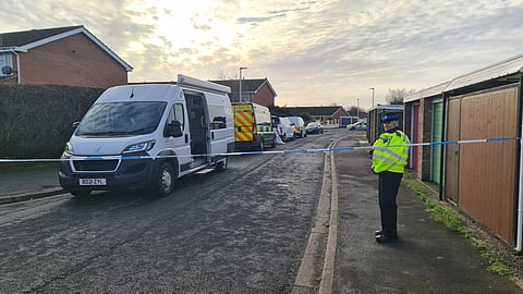 Reino Unido. Adolescente acusado de assassinar criança de nove anos