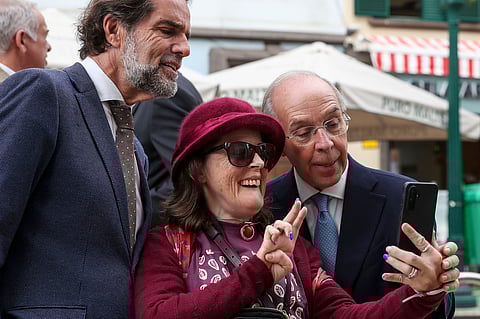 Miguel Albuquerque, presidente do governo regional da Madeira, acompanhou Marques Mendes numa ação de campanha nas ruas do Funchal.