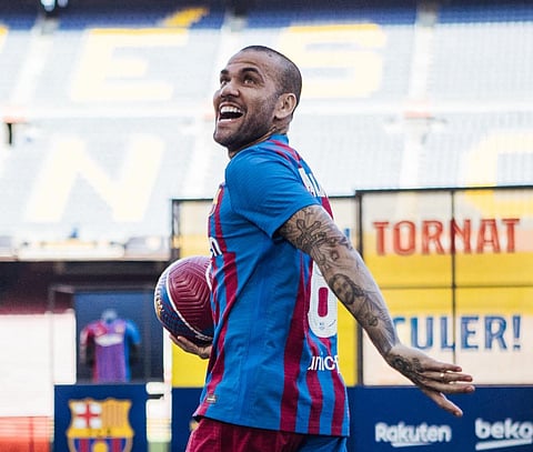 Jogador atuava no Barcelona.