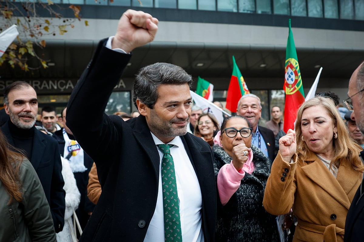 André Ventura says he does not regret the posters about the Roma community