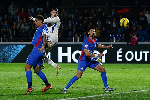 FC Porto reforça liderança em Alverca com mágicos Rodrigo Mora e Borja Sainz à solta