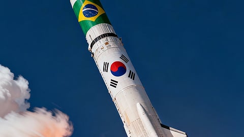 Foguete comercial sul-coreano despenha-se após a descolagem no Brasil (veja o vídeo)