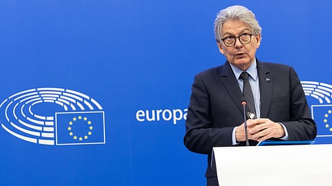 O ex-comissário Thierry Breton está no centro deste incidente. 