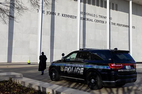 Concerto de Natal no Kennedy Center cancelado depois de Trump pôr o seu nome no edifício