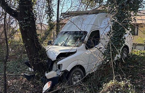 O estado da carrinha dirigida por Tiago Alexandre Sousa-Martins, um imigrante ilegal oriundo de Portugal.