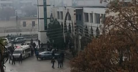 Pelo menos oito mortos em atentado à bomba contra mesquita na Síria