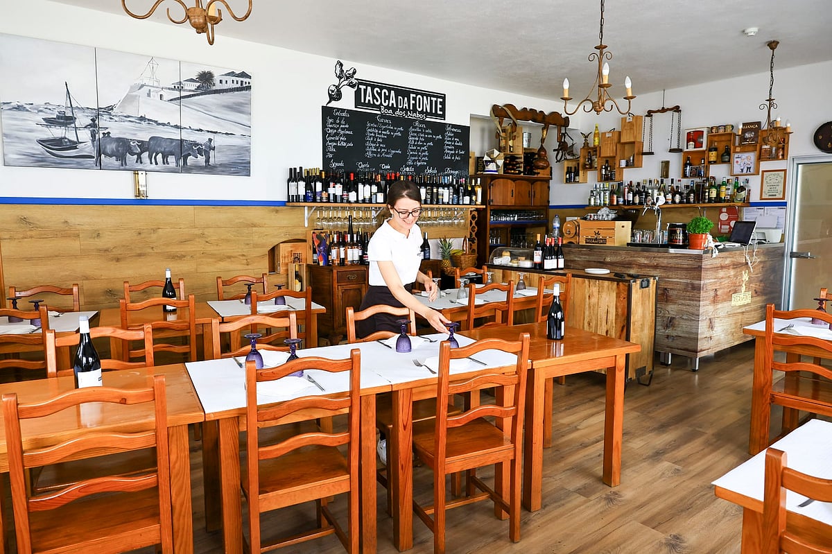 Hospitality sector had a bleak year. 20% drop at Christmas and New Year's Eve worsens closures