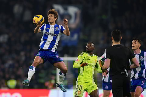 FC Porto vence AVS com bis de Samu em jogo em que Diogo Costa saiu lesionado ao intervalo