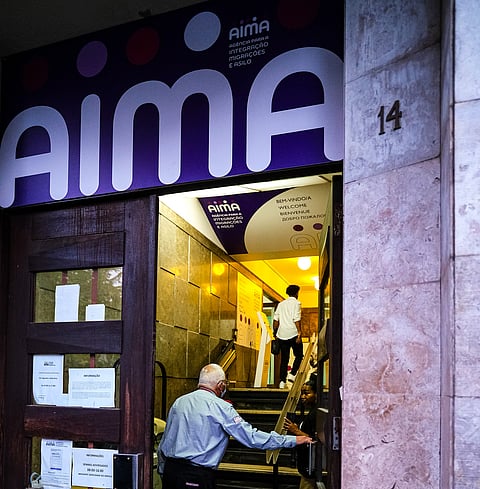 Com o fim do atendimento presencial na Estrutura de Missão, a AIMA terá de dar conta de todo o serviço. 