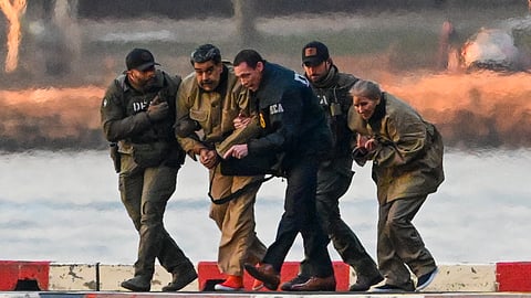 Nicolás Maduro e a mulher no momento em que foram levados para o tribunal de Nova Iorque, a 5 de janeiro.