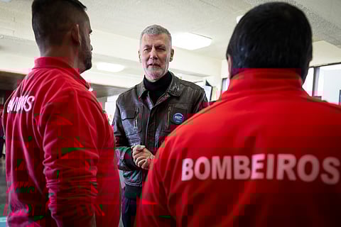 Gouveia e Melo esteve esta segunda-feira também em Portalegre, onde visitou o hospital local e conversou com bombeiros.