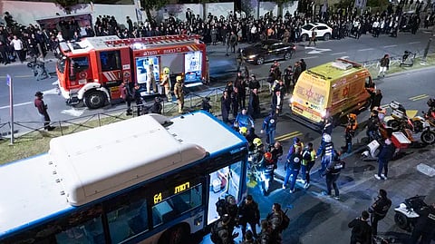Criança de 14 anos morre após ser arrastado por um autocarro durante protesto em Jerusalém (com vídeo)
