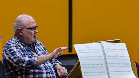 João Paulo Santos  é o diretor musical da peça 'Johnny Johnson', que integra um elenco de nove solistas  e 20 músicos em palco.