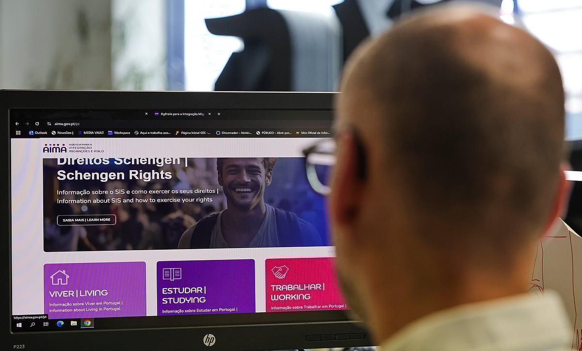 Checklist: documents usually needed to renew residence permits