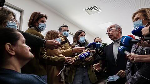 Marques Mendes diz que direção executiva do SNS está “desaparecida em combate”. Seguro e Cotrim exigem resultados 