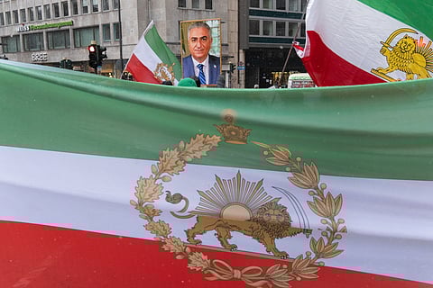 Protestos contra regime do ayatollah Ali Khamenei também têm acontecido em várias cidades europeias.