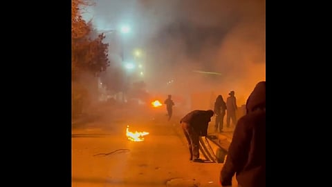 Trump analisa terça-feira as opções para atacar o Irão. Protestos continuam e já causaram 538 mortos