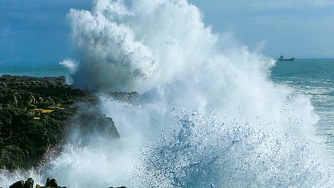 Vários distritos sob aviso devido à chuva e agitação marítima nos próximos dias