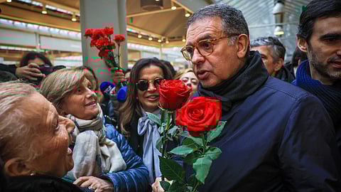 António José Seguro no Mercado do Bolhão, no Porto.