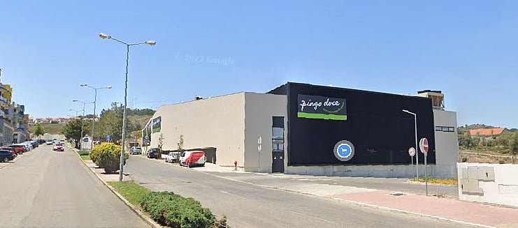 Man finds four grenades in a well in Ramada, Odivelas